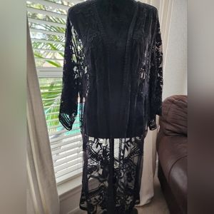 Beautiful lace Kimono/duster